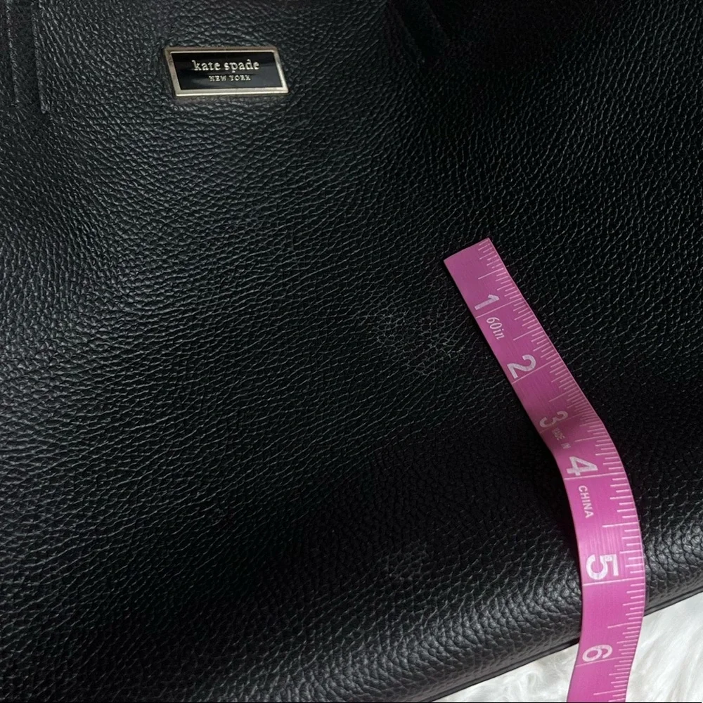 Kate Spade black leather boho basic cute contemporary crossbody purse bag